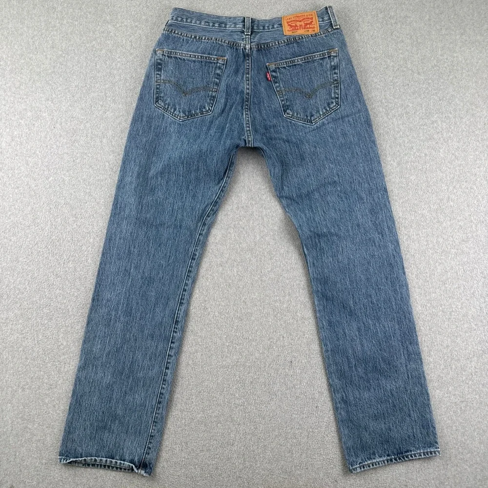 Levi's Jeans Mens 33x32 Blue 501 Original Straight Leg Button Fly Denim